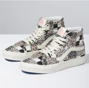 NWT Vans 6 Patchwork Floral SK8-Hi Womens Shoes High Top Sneakers